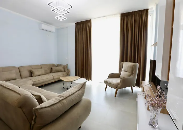 Eastwest Seaview *