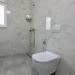 Eastwest Seaview Apartment