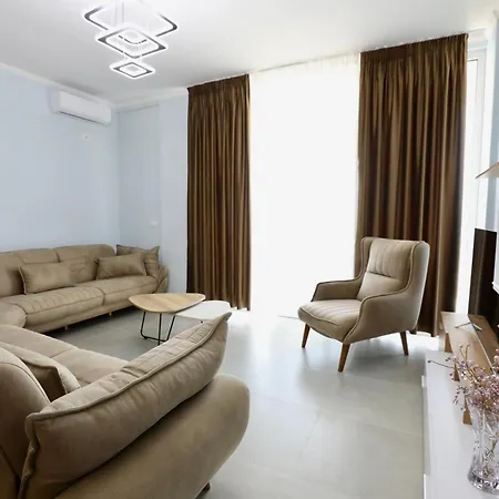 Eastwest Seaview *