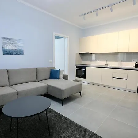 Eastwest Seaview Apartament Saranda