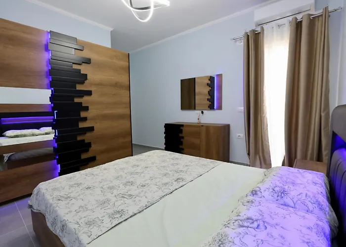 Eastwest Seaview Apartman